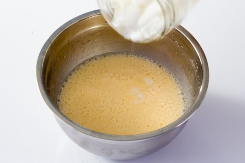 Пирог на кислом молоке в мультиварке